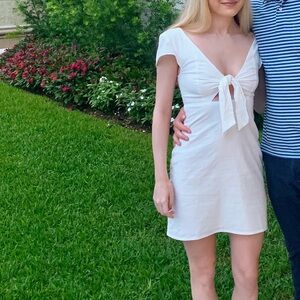 Summer White Tie Neck Bodycon dress